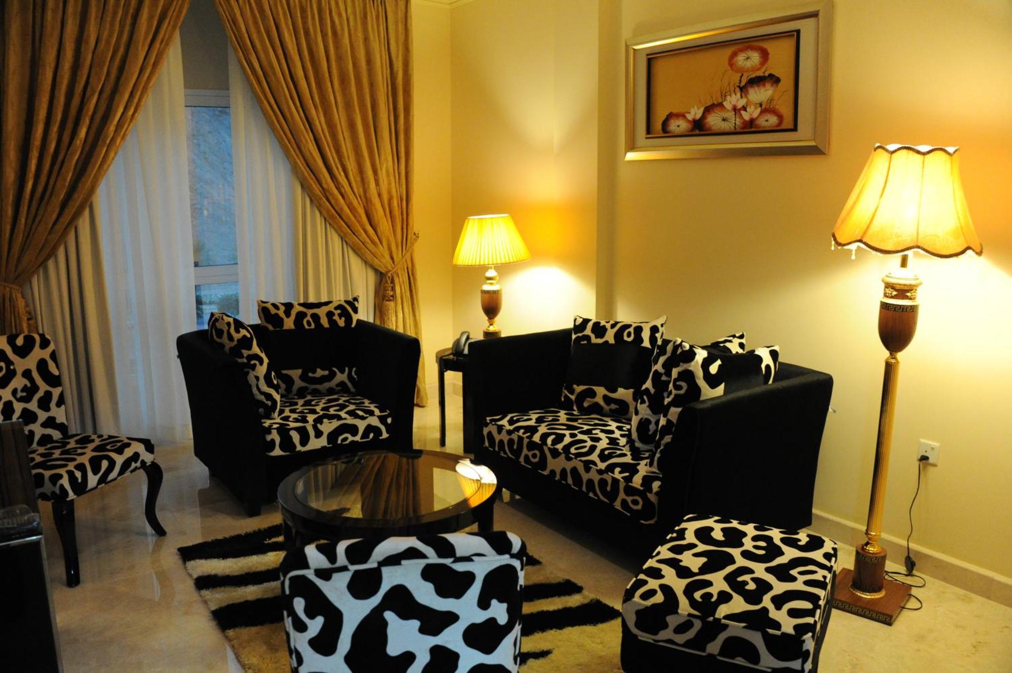 Pioneer Hotel Apartments Mascate Extérieur photo